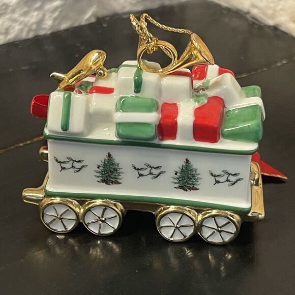 Vintage Spode Christmas Tree 2002 Baggage Car Train Christmas Ornament - Picture 1 of 7